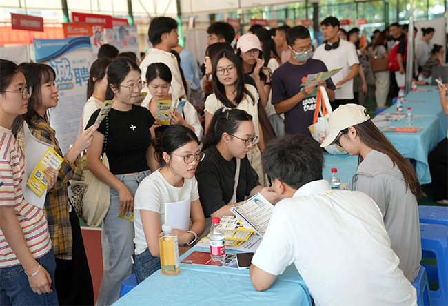 2025年全國城鎮新增就業1267萬人