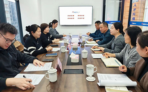 杭州市、區人社局領導來我司調研指導